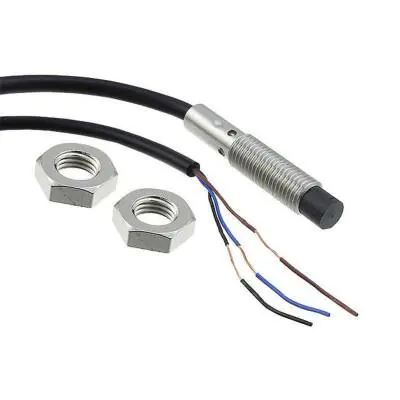 E2B-S08KN04-WP-B1 2M - Endüktif Sensör